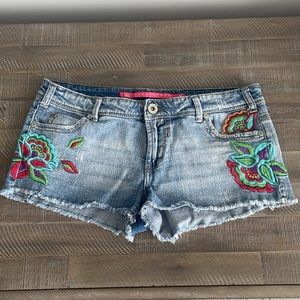 Floral Embroidery Junoir Jean Shorts